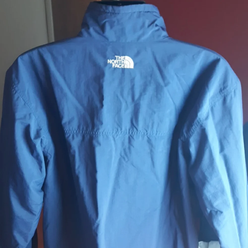NORTH Face Jacket - Picture 3 of 8